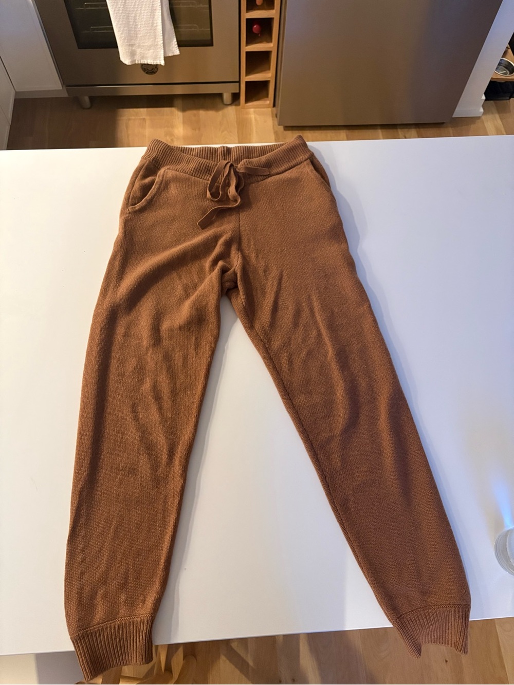 NakedCashmere 100% Cashmere Joggers in Warm Brown